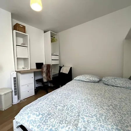 Le Studio Des Sablons-2 Pers-150M Place Du Marche Fontainebleau Exterior foto